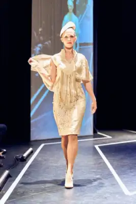 Zibayou maatjurk EMTC show2019b